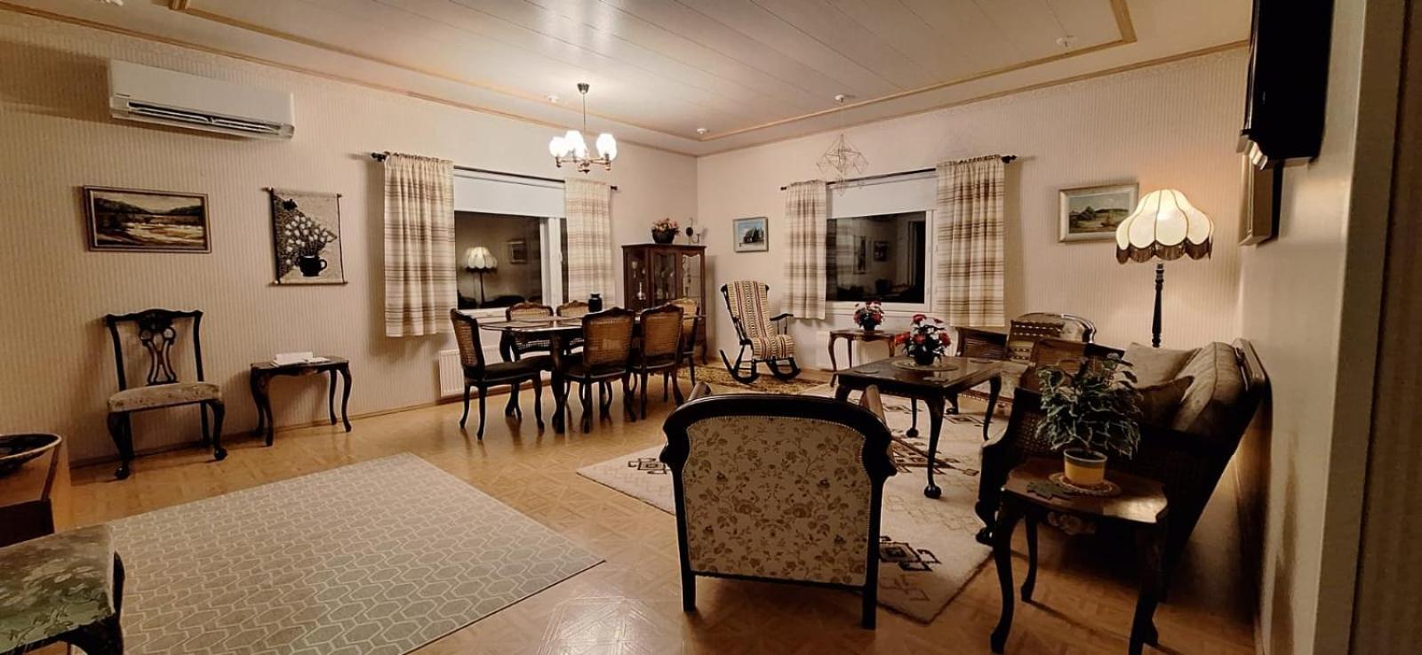 Mukava Mummonmoekki Maaseudun Rauhassa Villa Koivu Bagian luar foto